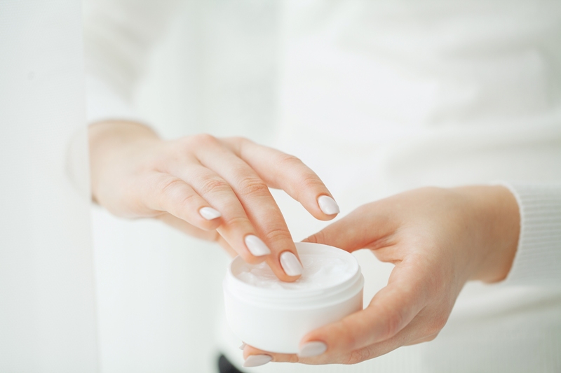 醫美保養品oem產品可以幫助您保持美麗和容光煥發的皮膚